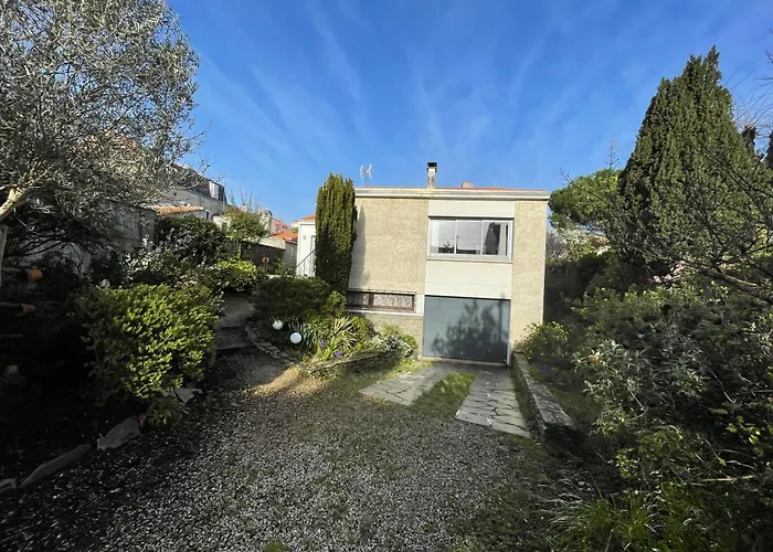 Agreable Maison De Proche Centre * La Rochelle (Charente-Maritime)