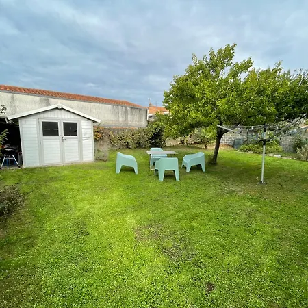 Agreable Maison De Proche Centre Апартаменты *
